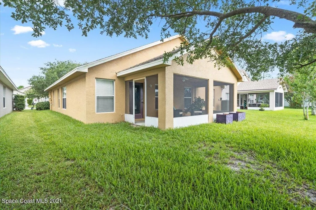 Photo of 1055 Sedgewood Circle