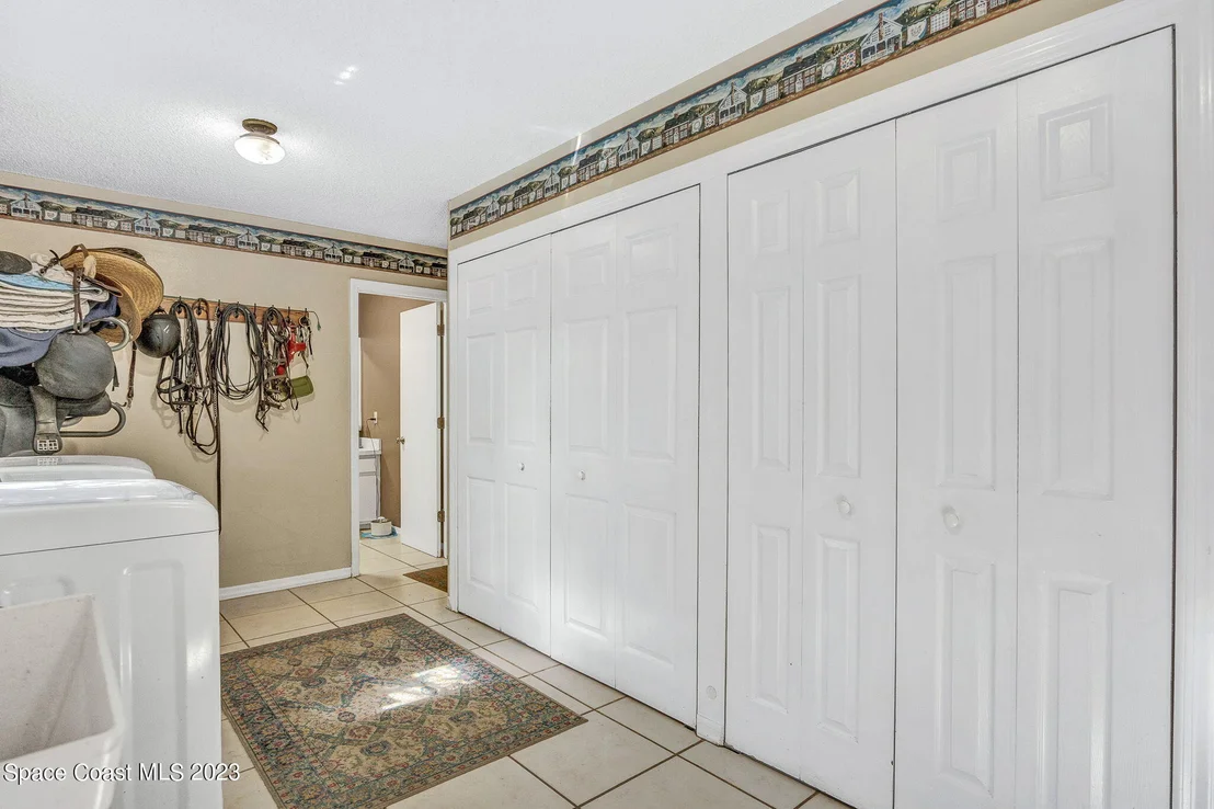 Photo of 2281 Friday Road