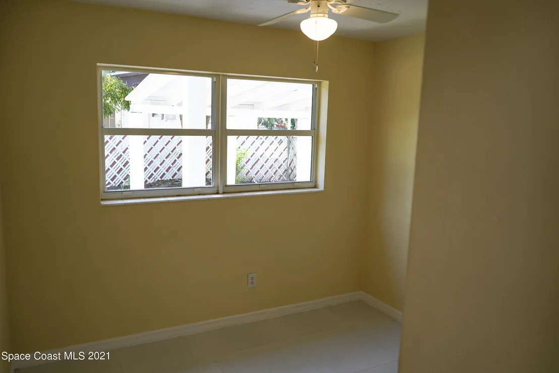 Photo of 80 Katherine Boulevard