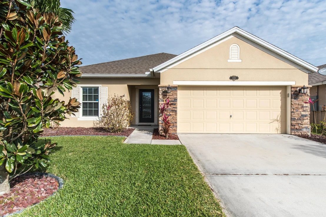 Photo of 1320 Corbett Lane