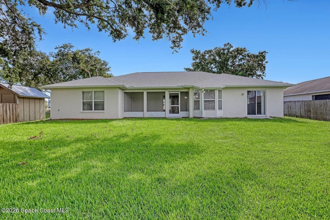 Photo of 6780 Bermuda Avenue