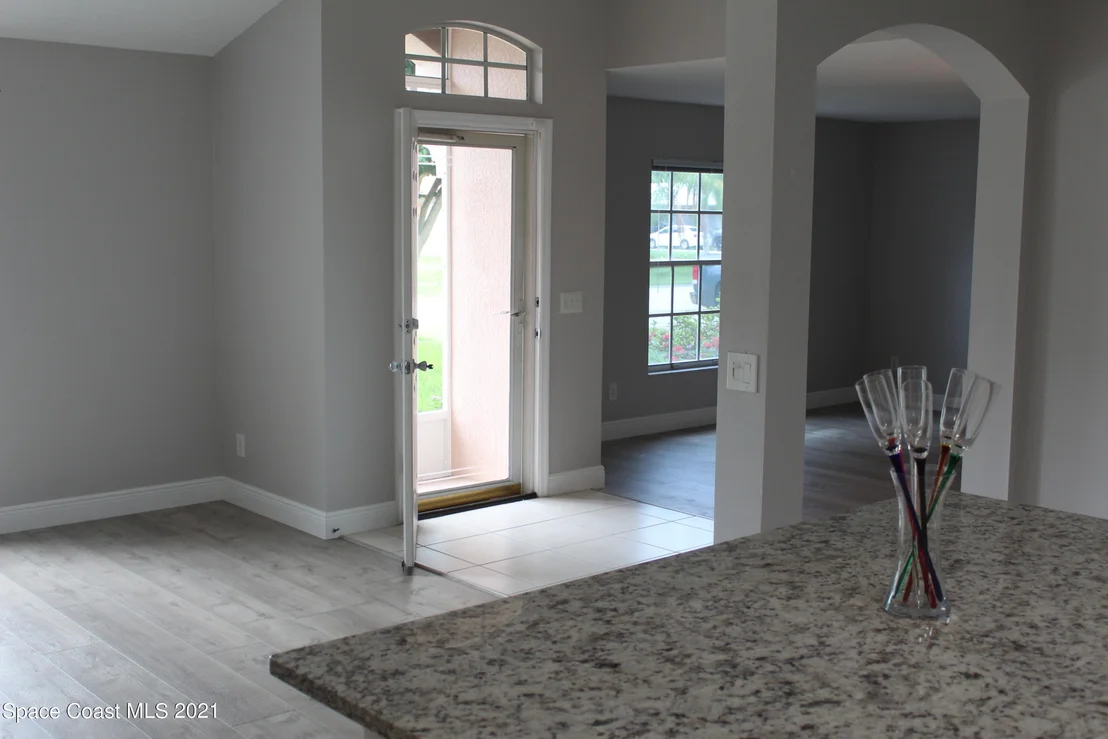 Photo of 794 Laurel Drive