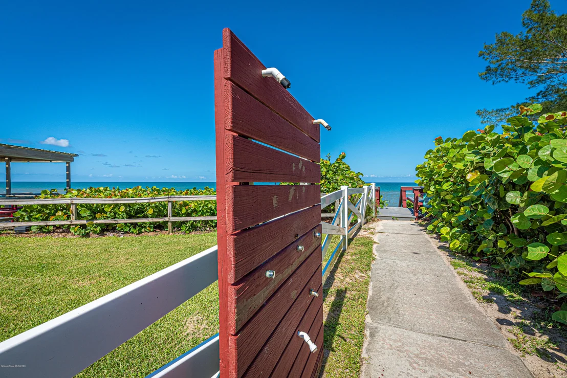 Photo of 312 Island Drive