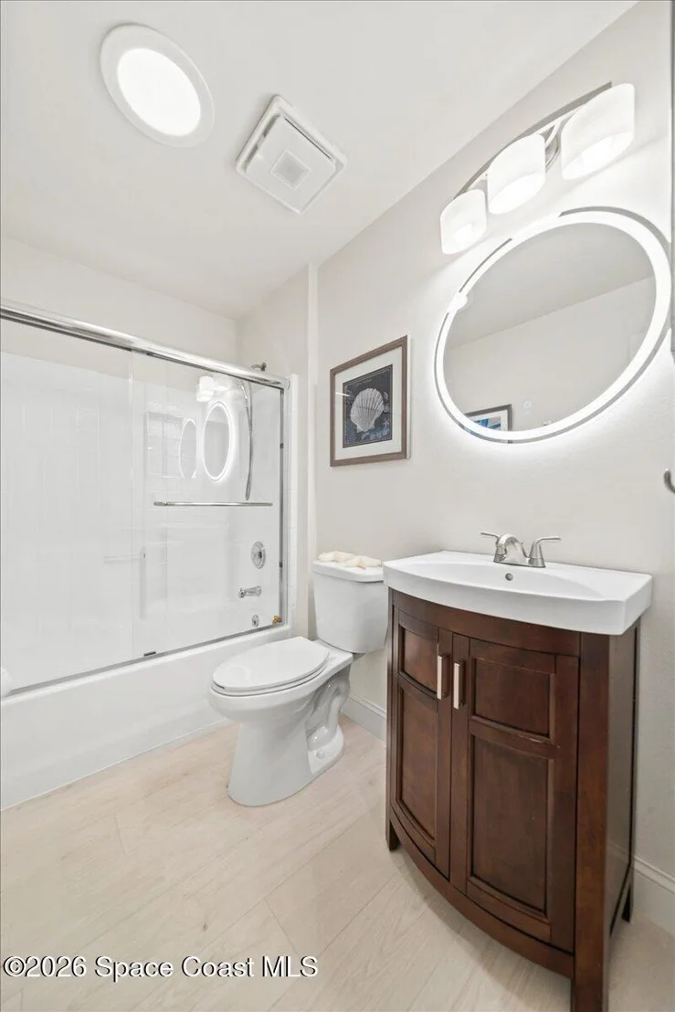 Photo of 2577 Deercroft Drive