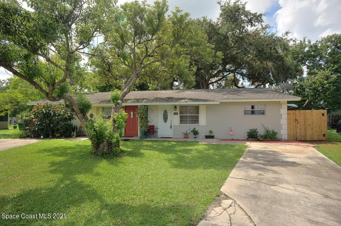 Photo of 771 Lunar Lake Circle