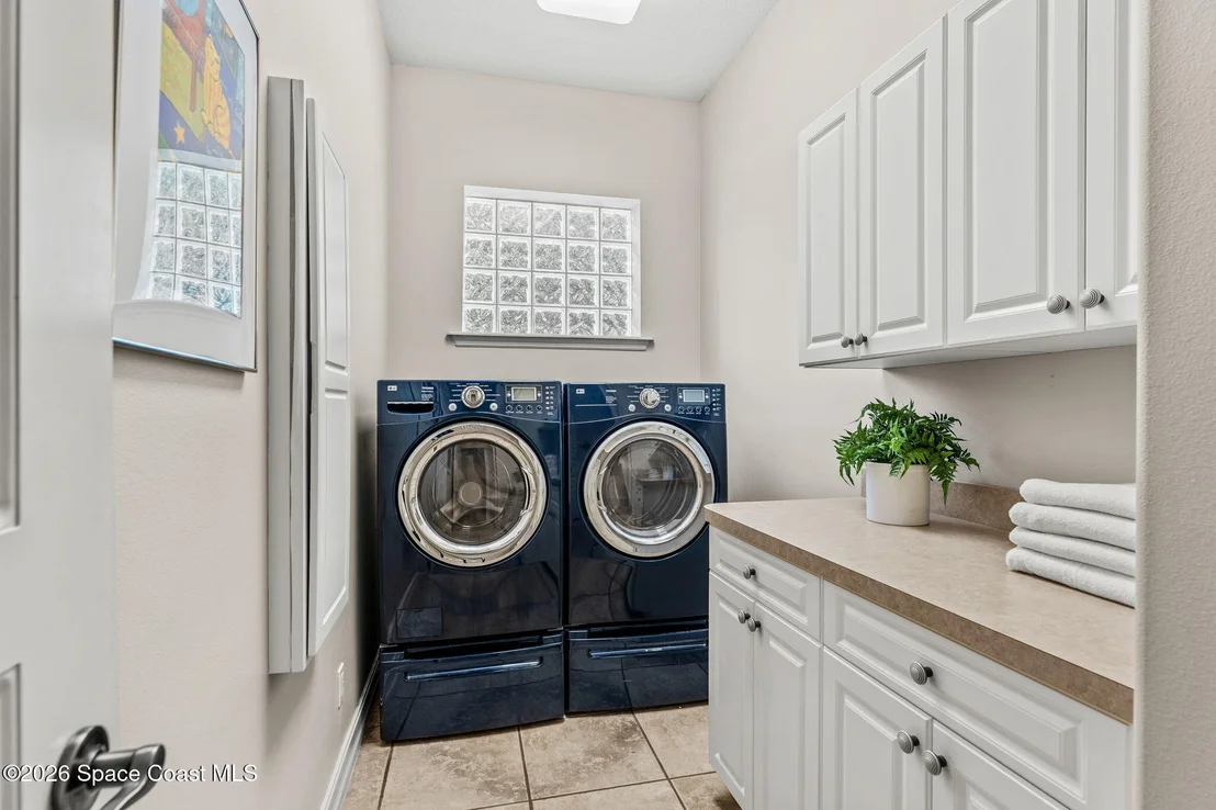 Photo of 804 Chatsworth Drive