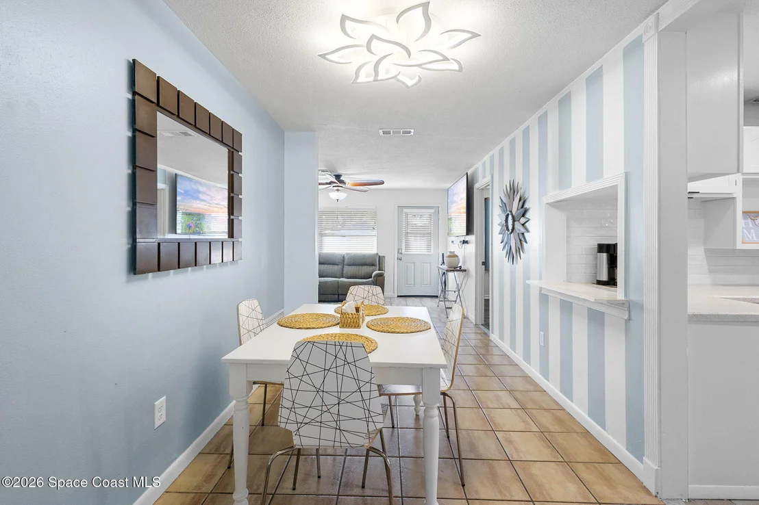 Photo of 727 Clarke Avenue