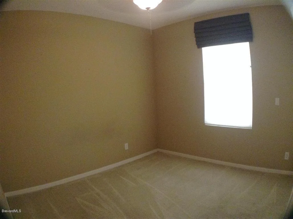Photo of 989 Riviera Point Drive