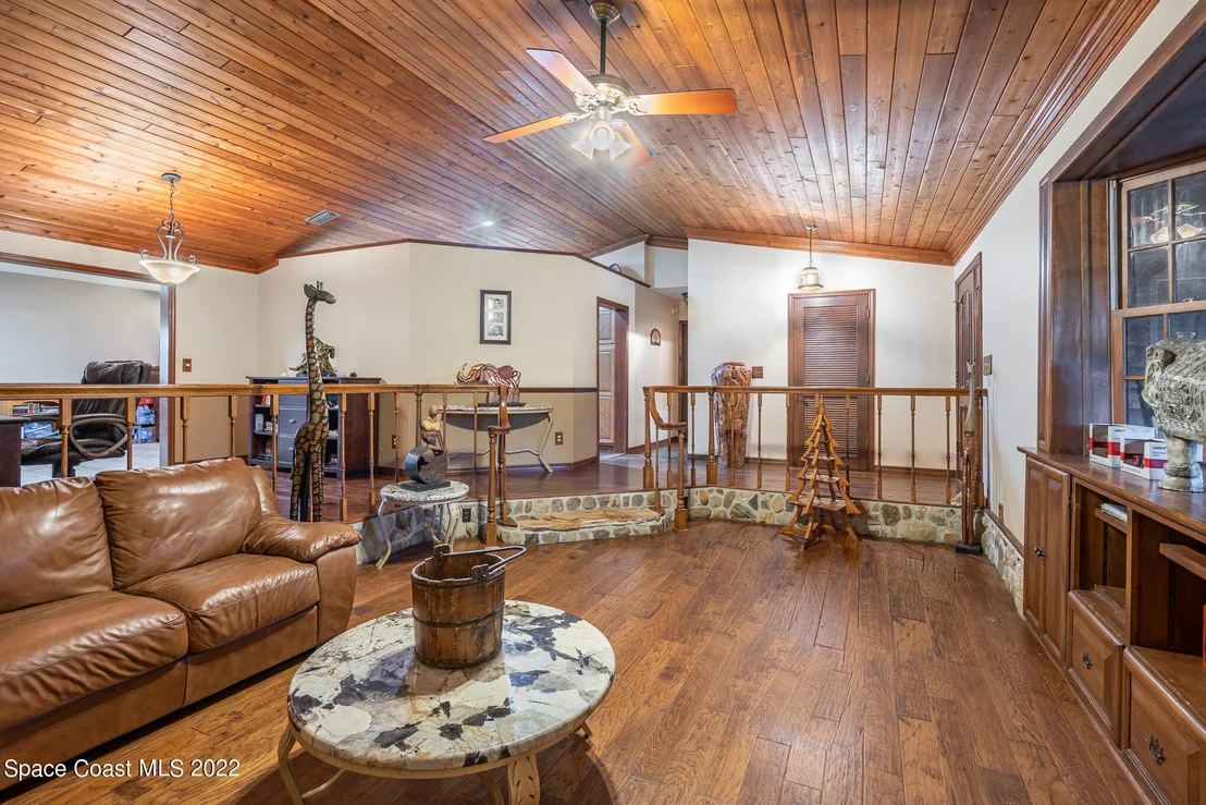 Photo of 515 Grant Road
