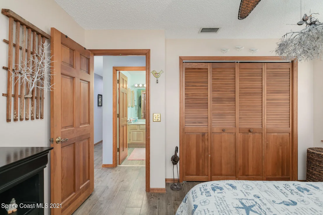 Photo of 654 Hummingbird Drive