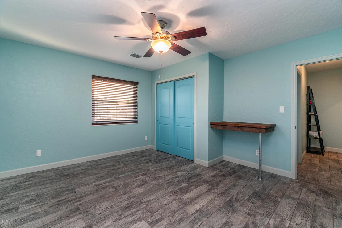 Photo of 2149 Shell Avenue
