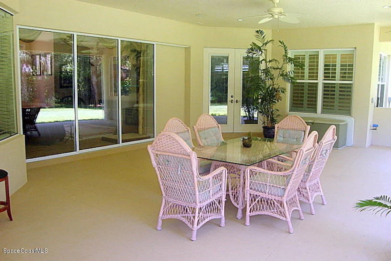 Photo of 6460 South Drive