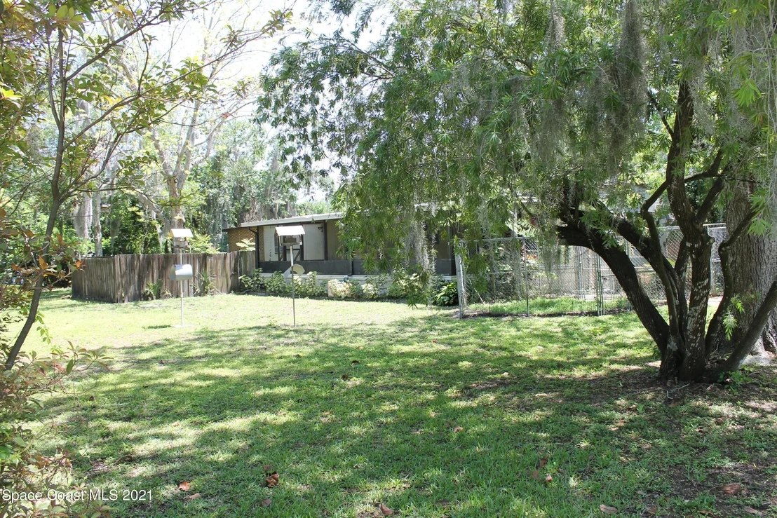 Photo of 2333 Parrish Road
