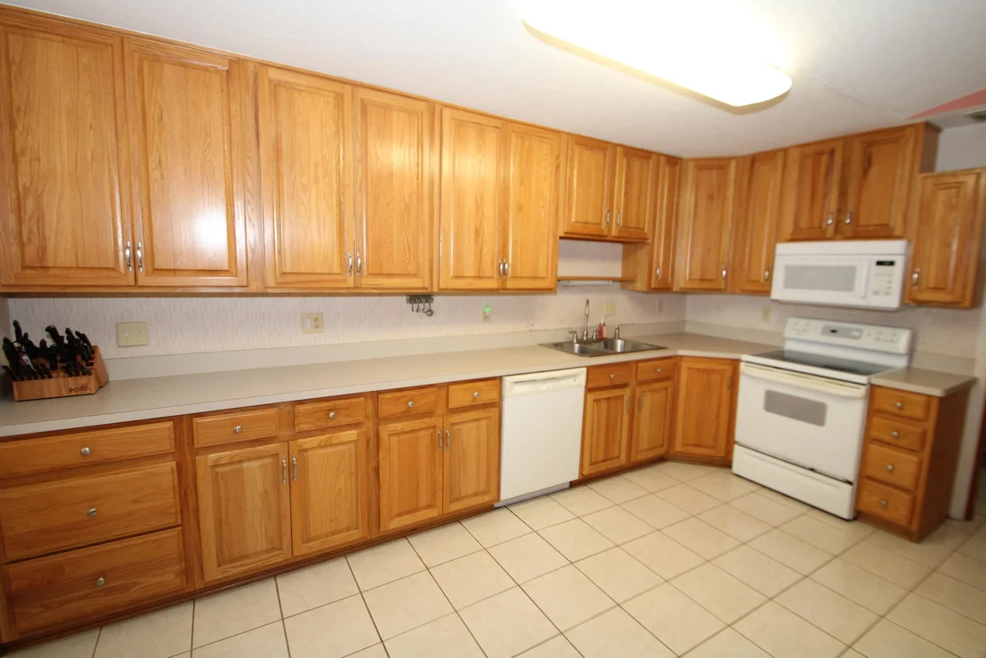 Photo of 2303 Pineapple Avenue