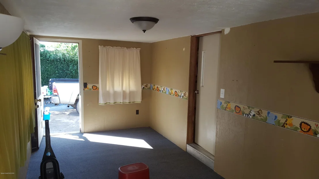 Photo of 3313 Barton Street