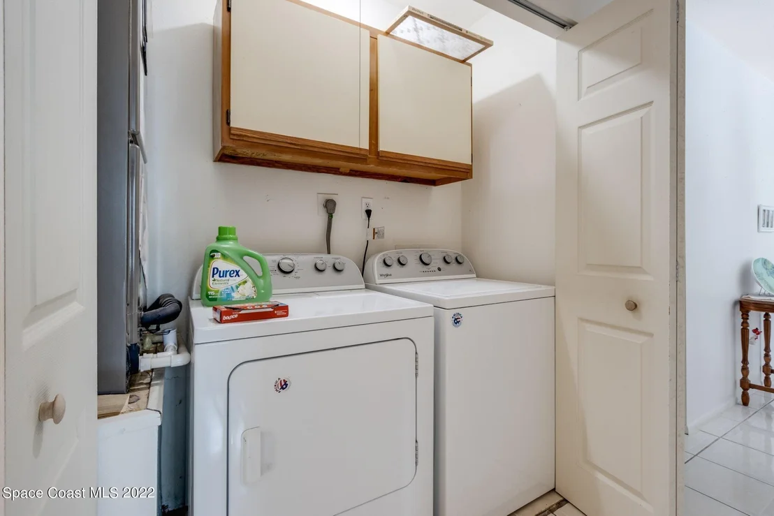 Photo of 1124 Hooper Avenue NE