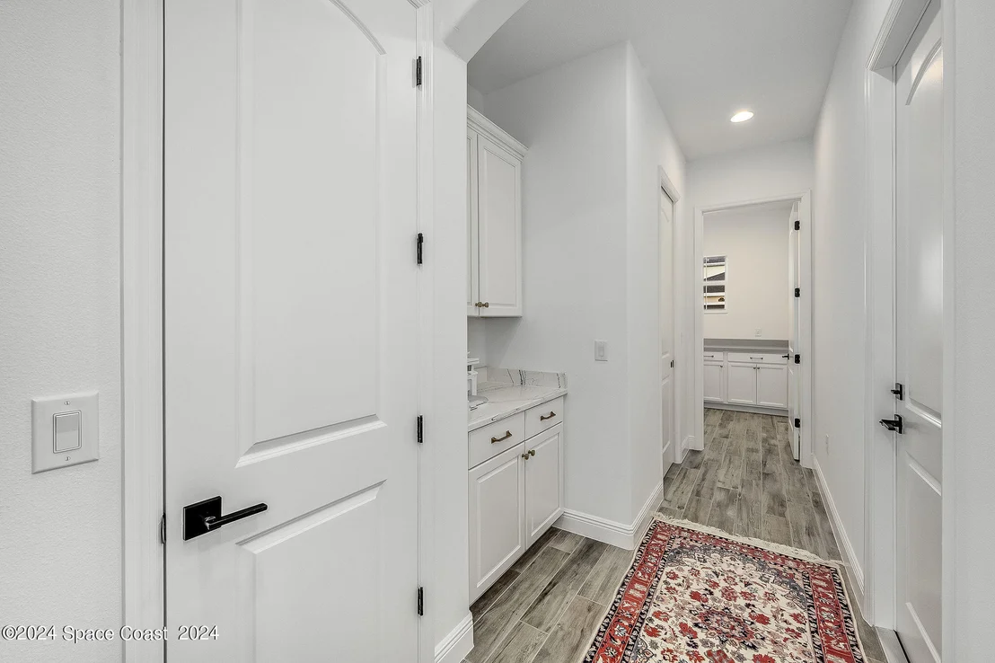 Photo of 8536 Lyside Drive