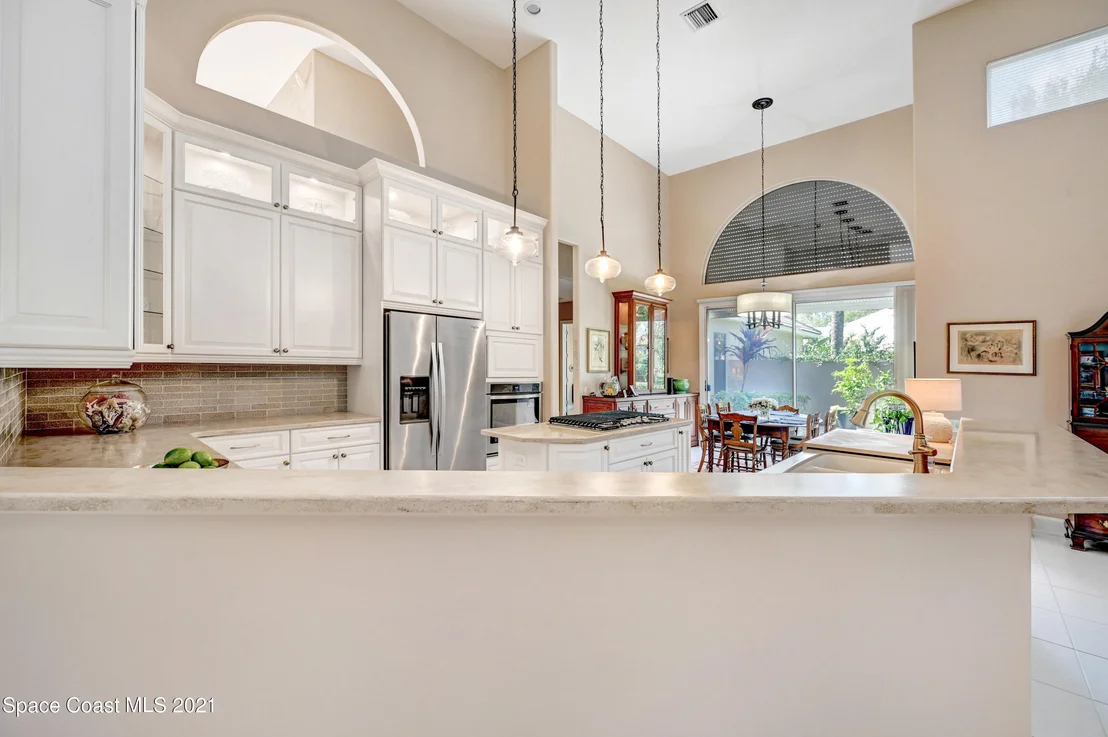 Photo of 742 Glengarry Drive