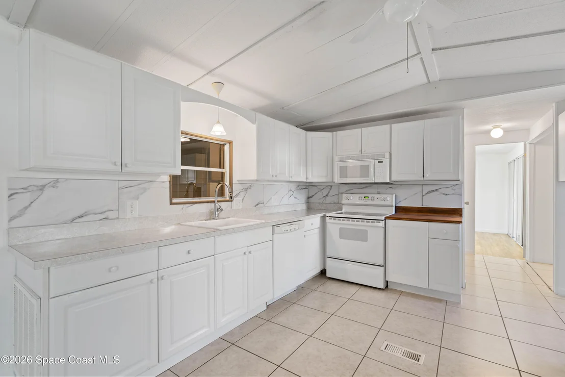 Photo of 922 Bougainvillea Circle