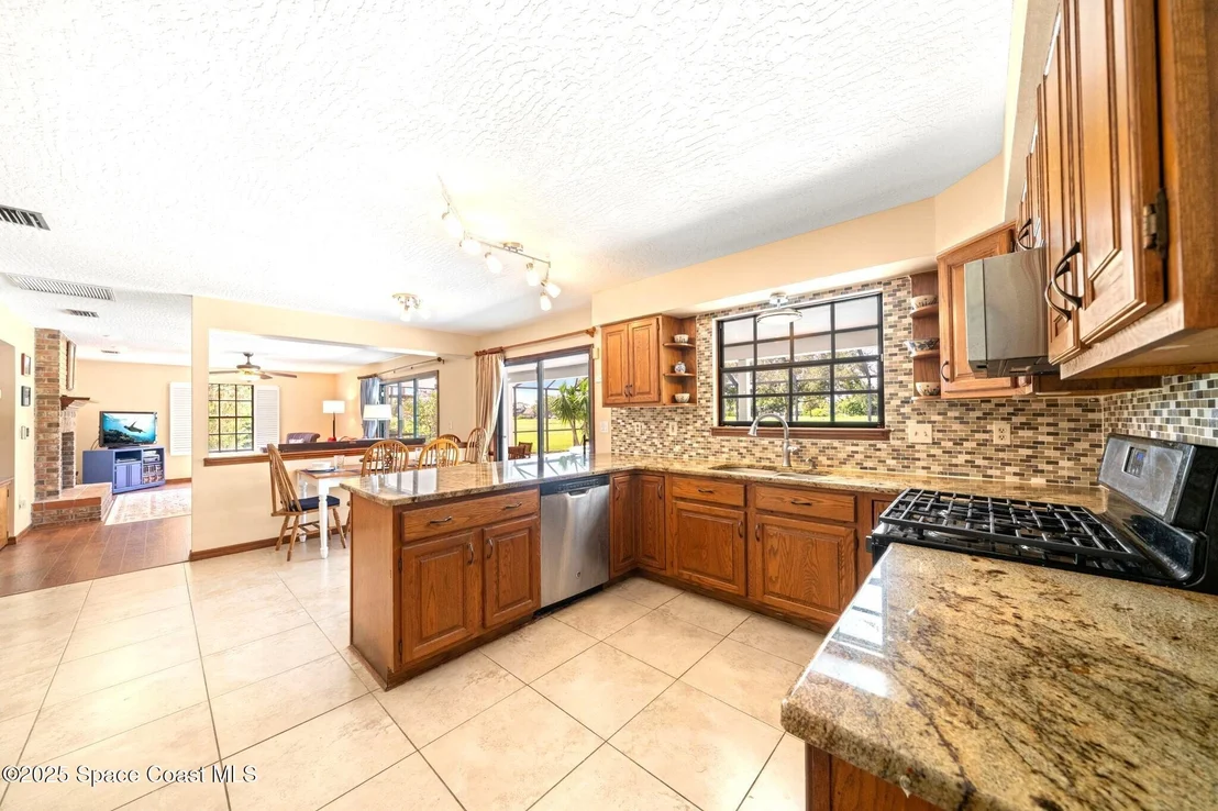 Photo of 603 Cedarside Way