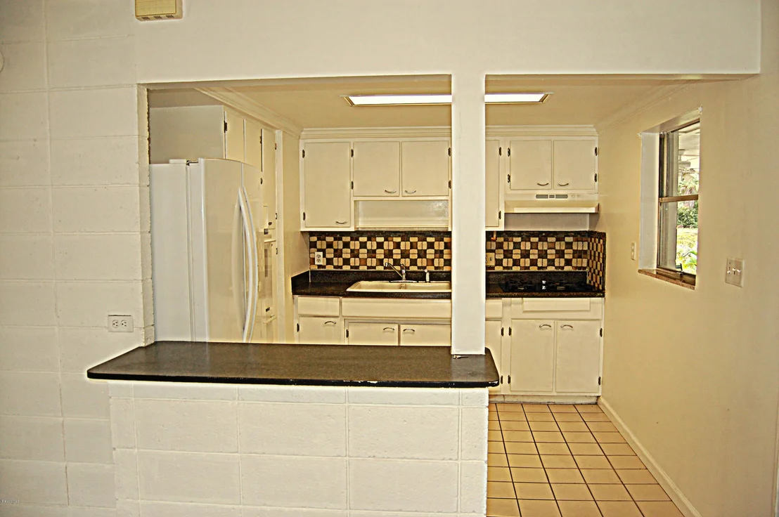 Photo of 633 Espanola Way