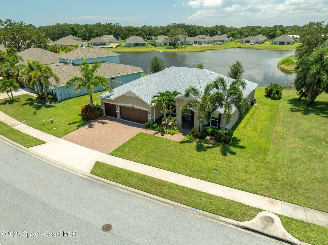 Photo of 2003 Killian Drive NE