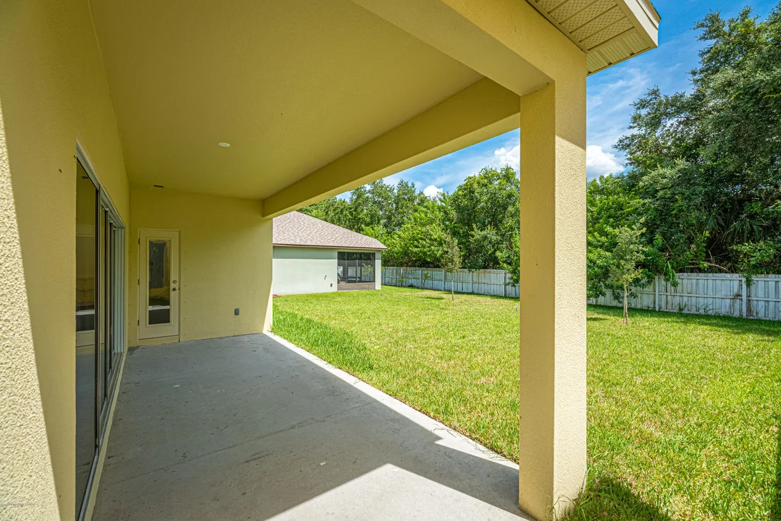 Photo of 544 Dryden Circle