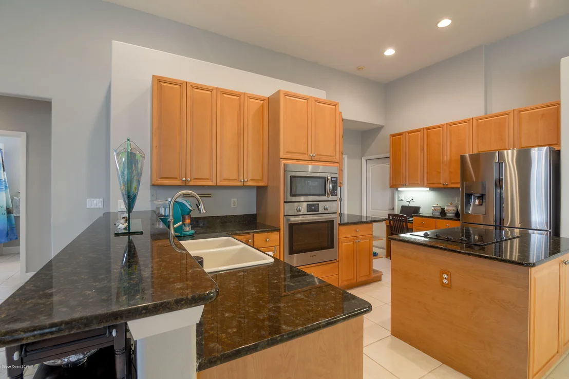 Photo of 910 Starling Way