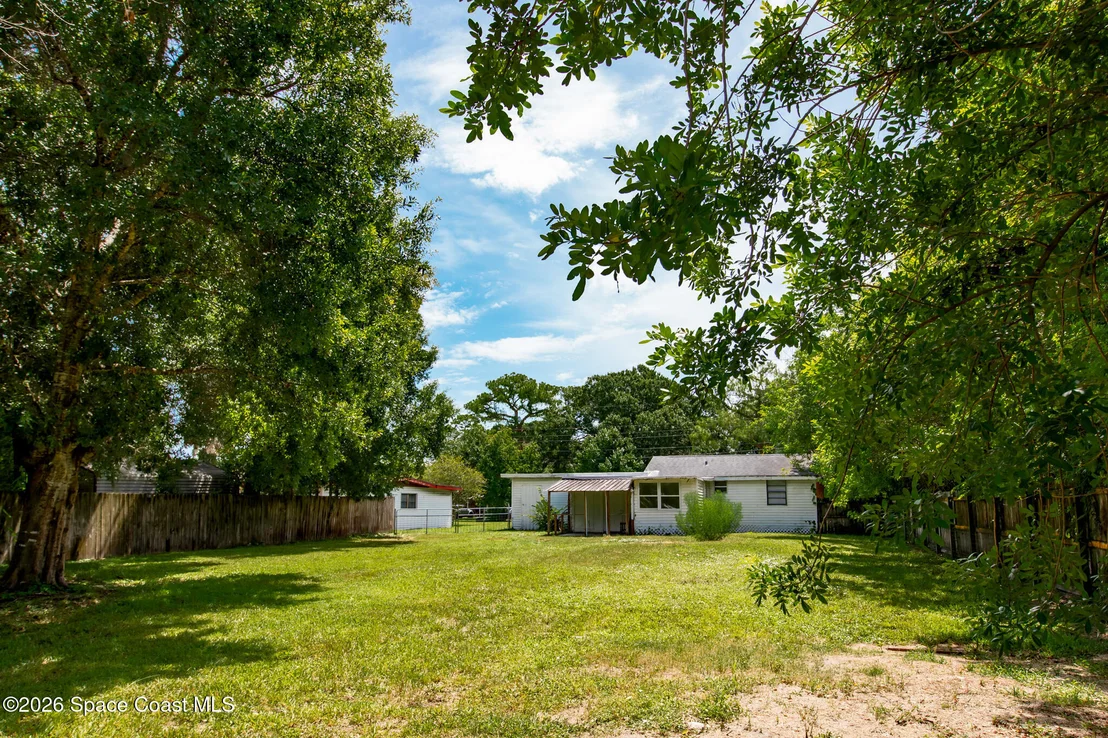 Photo of 355 Pine Avenue
