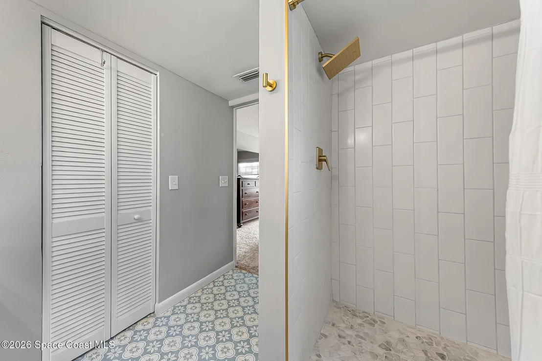 Photo of 606 Seven Gables Circle SE