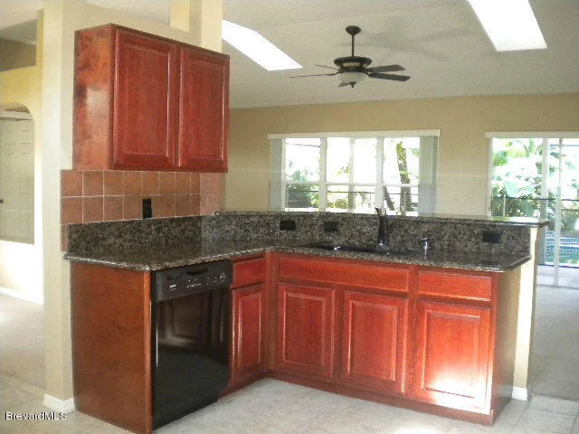 Photo of 973 Tamarind Circle