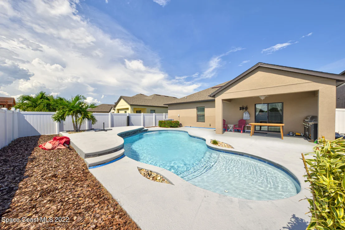 Photo of 1556 Fuji Drive
