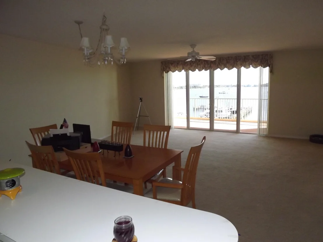 Photo of Unit 404 at 102 Riverside Drive