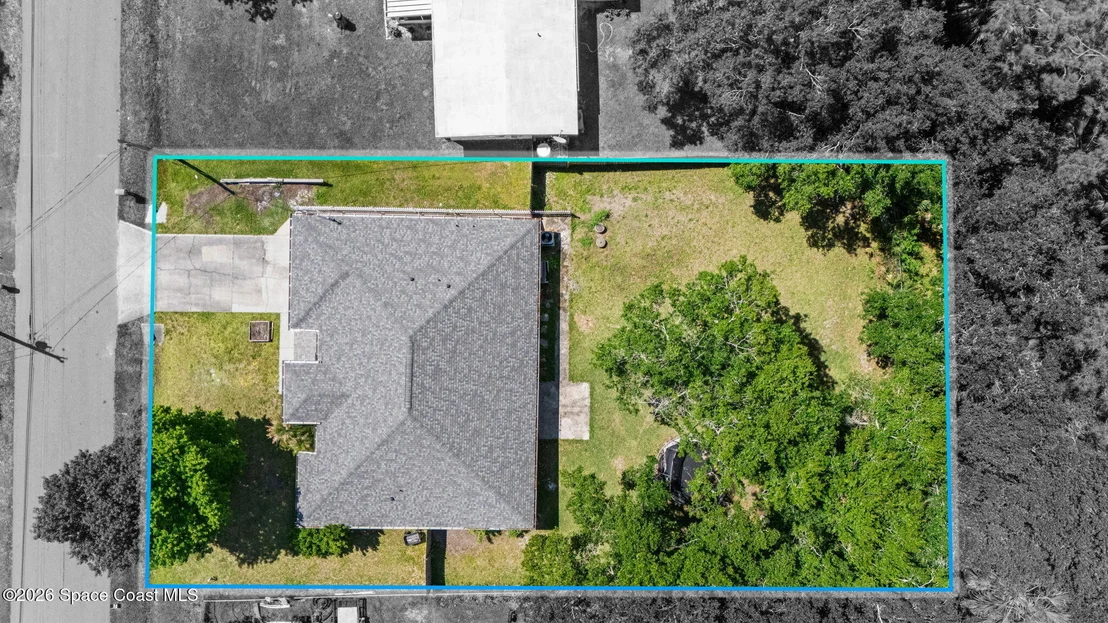 Photo of 425 La Veta Drive