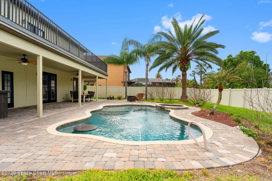 Photo of 1390 Talon Way