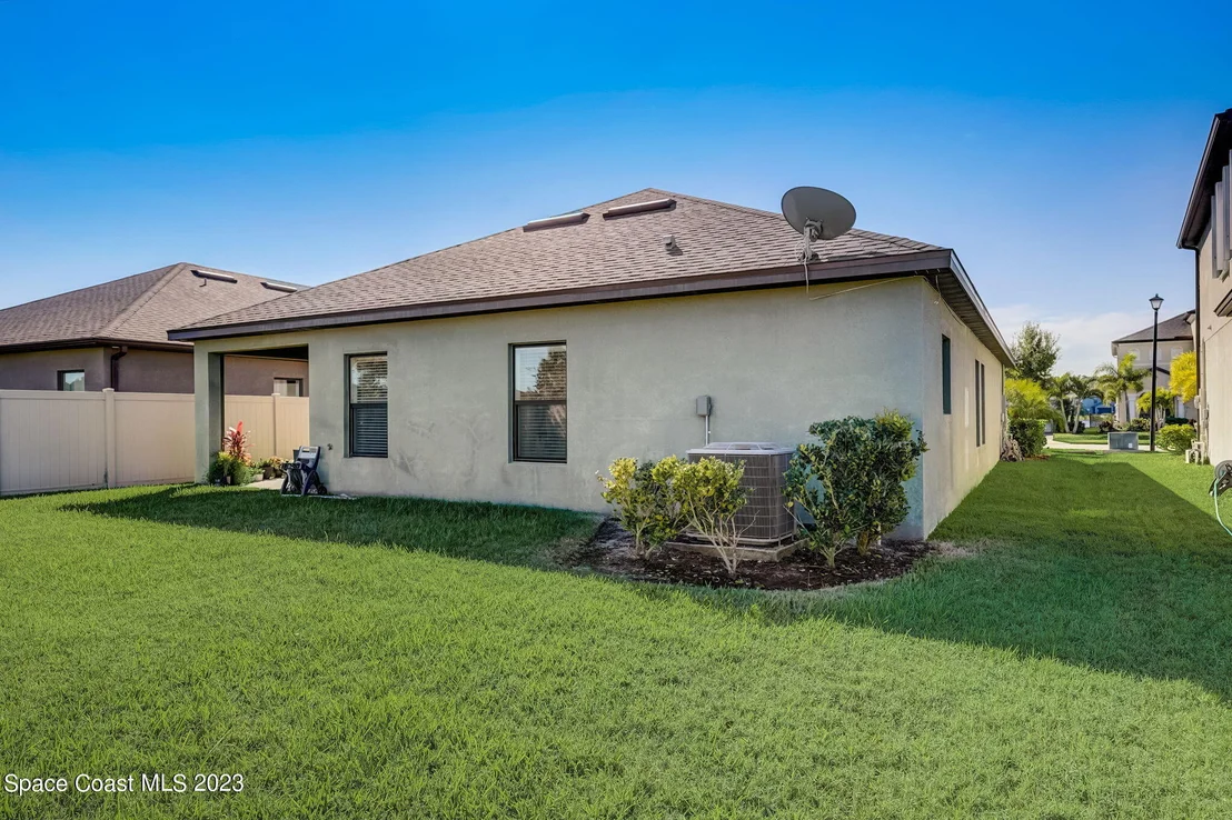 Photo of 1743 Musgrass Circle