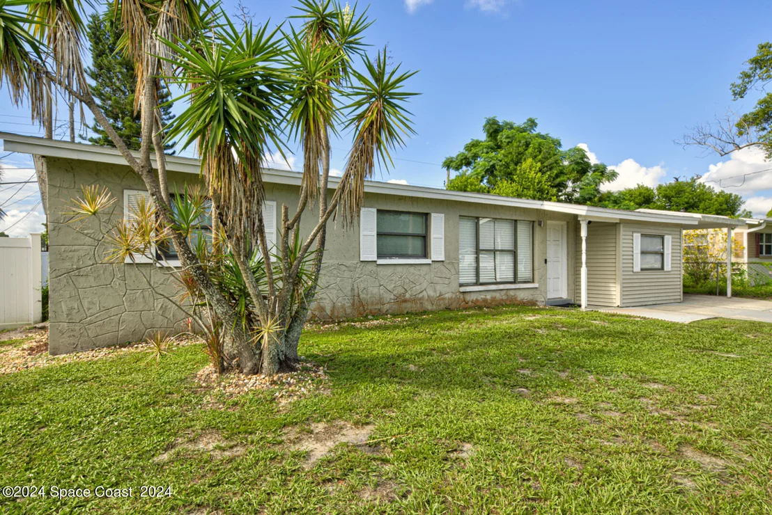 Photo of 1025 Illinois Road