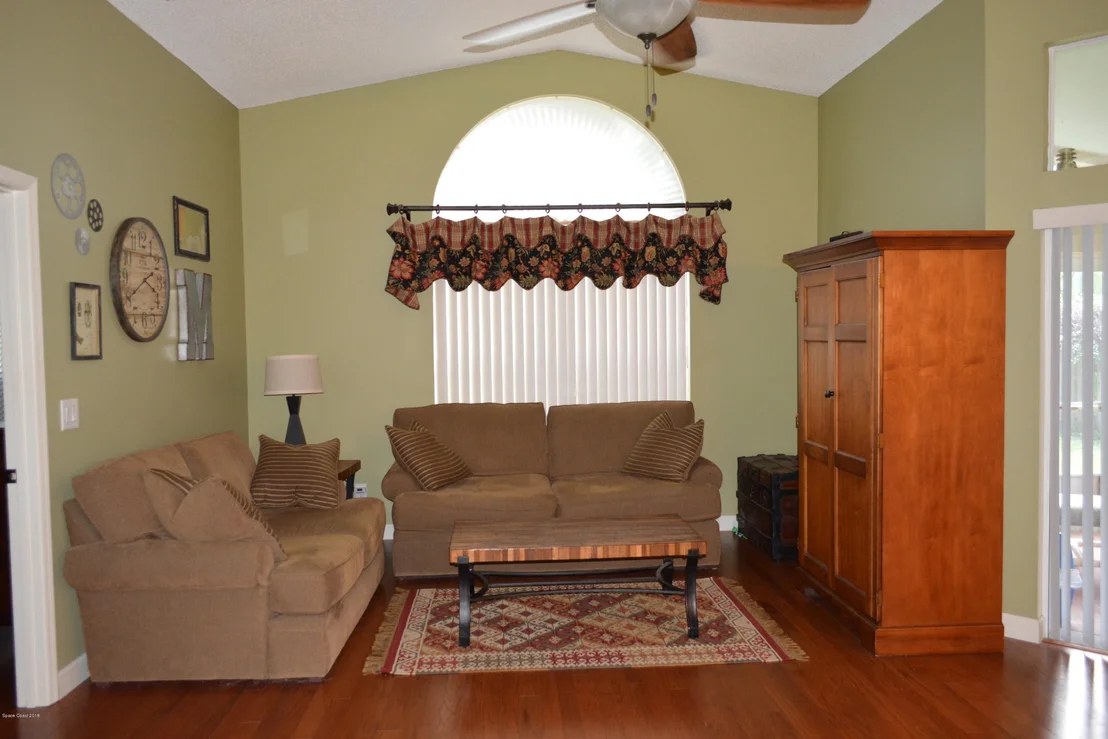 Photo of 6995 Hammock Trace Drive