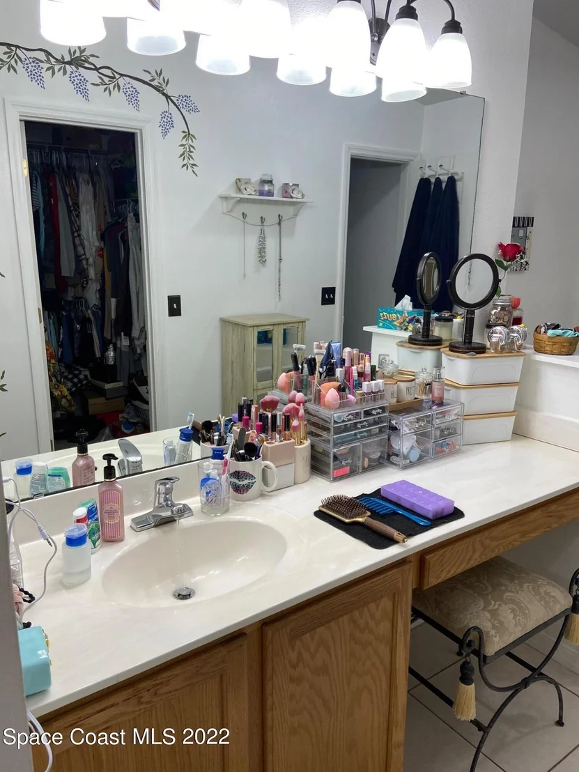 Photo of 2440 Brookshire Circle