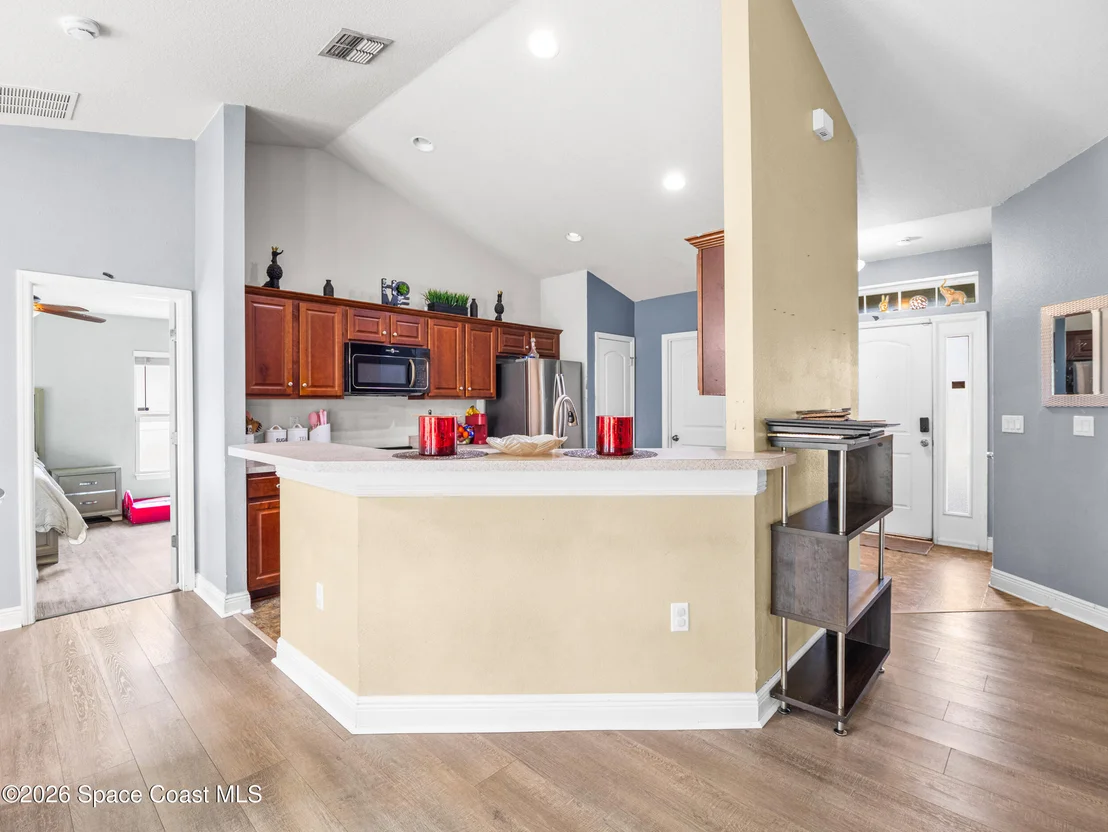 Photo of 256 Eckert Street SE