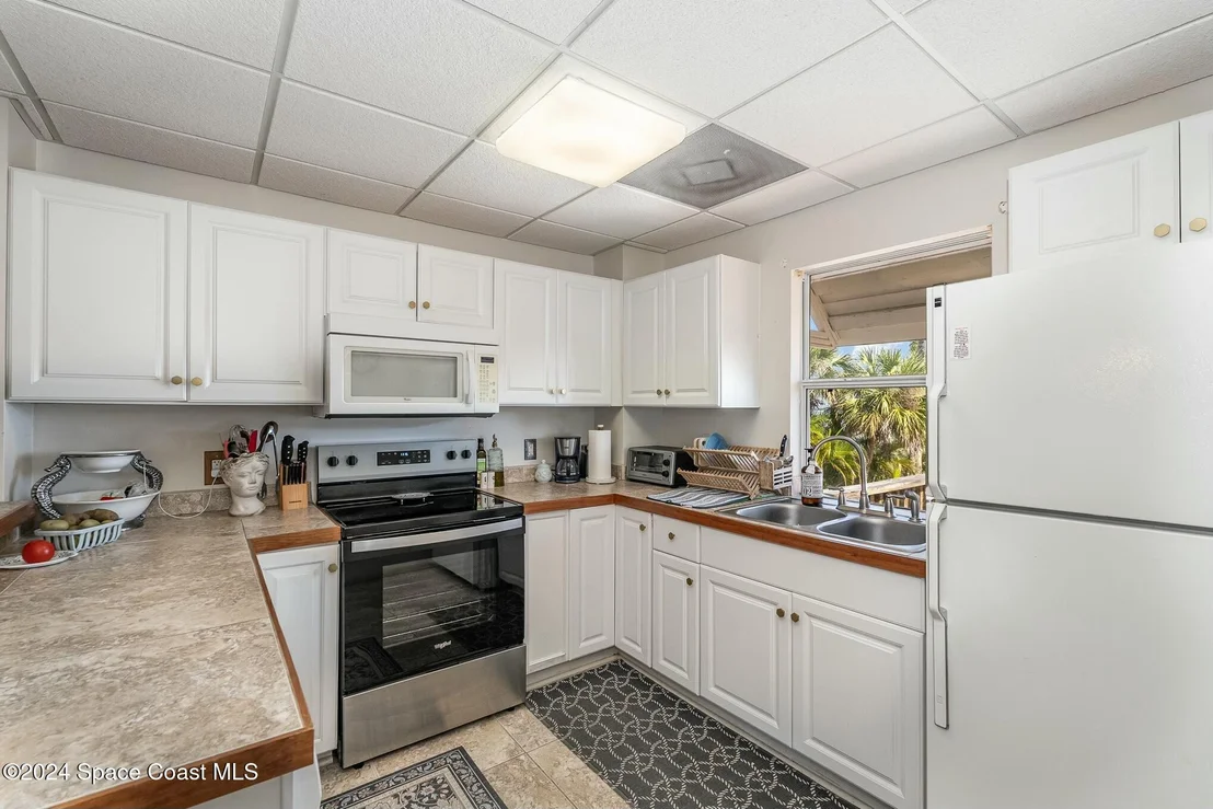 Photo of 3755 N Indian River Drive