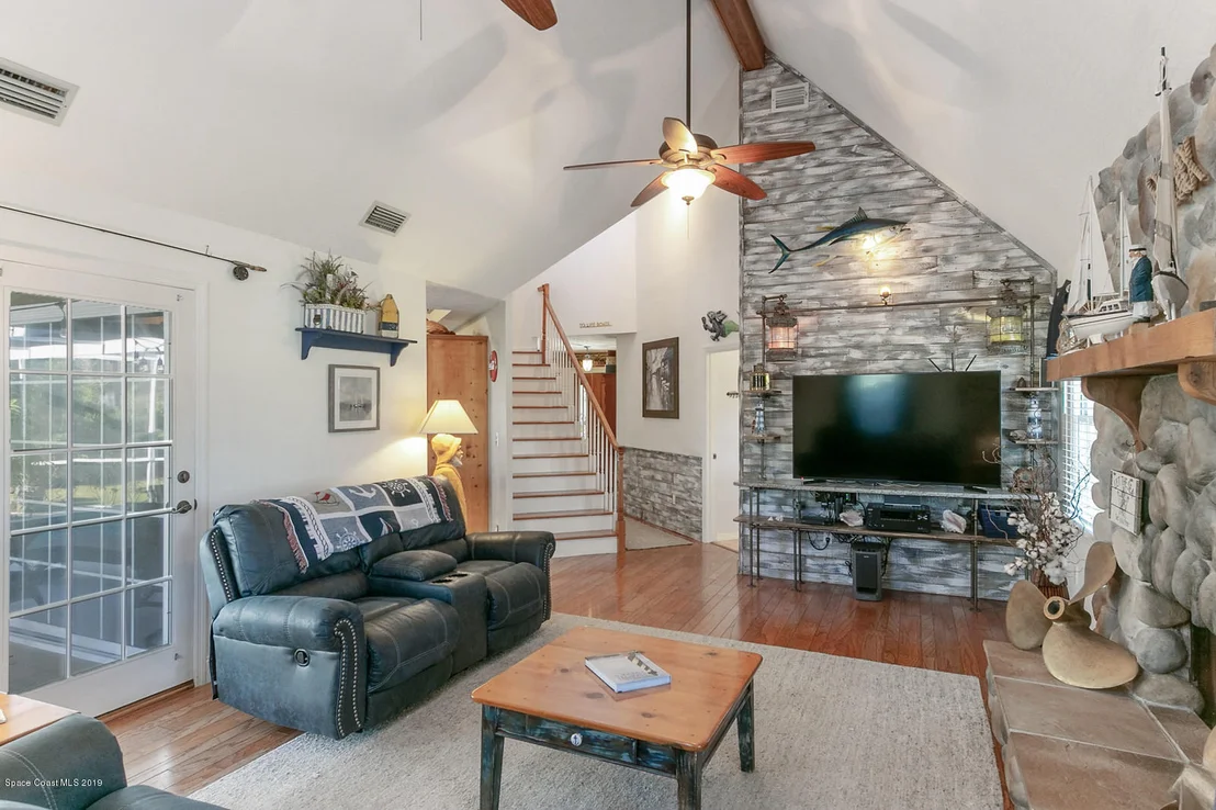 Photo of 1810 Cypress Lake Drive