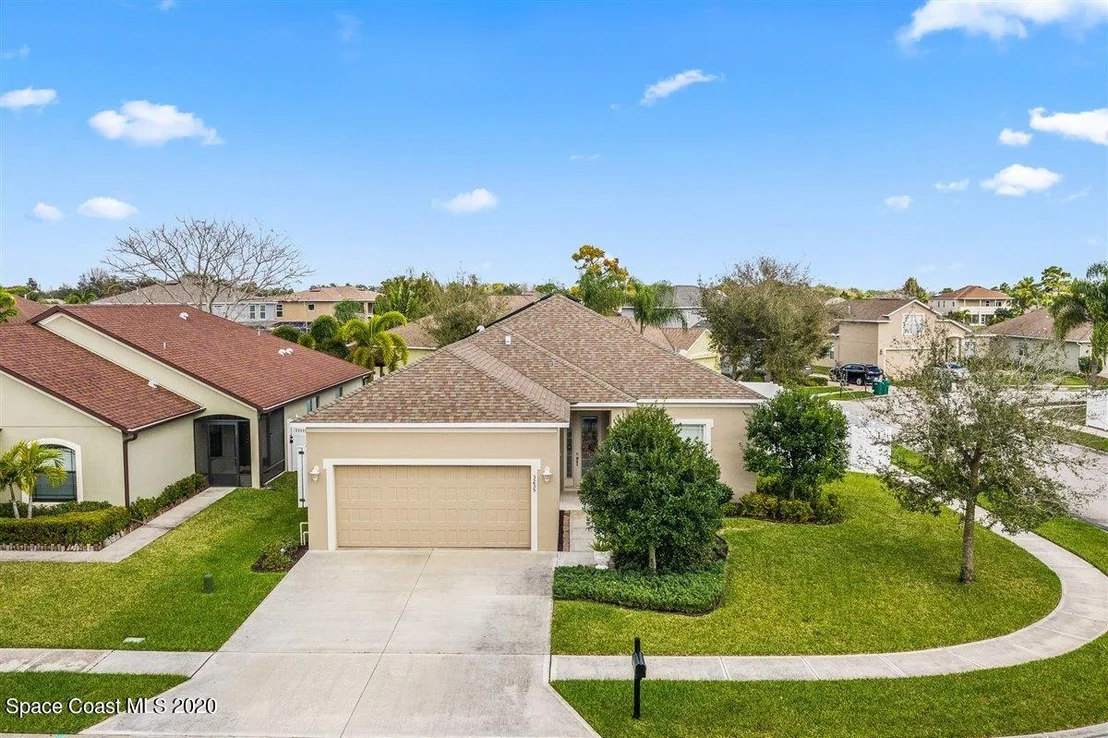 Photo of 3235 Constellation Drive