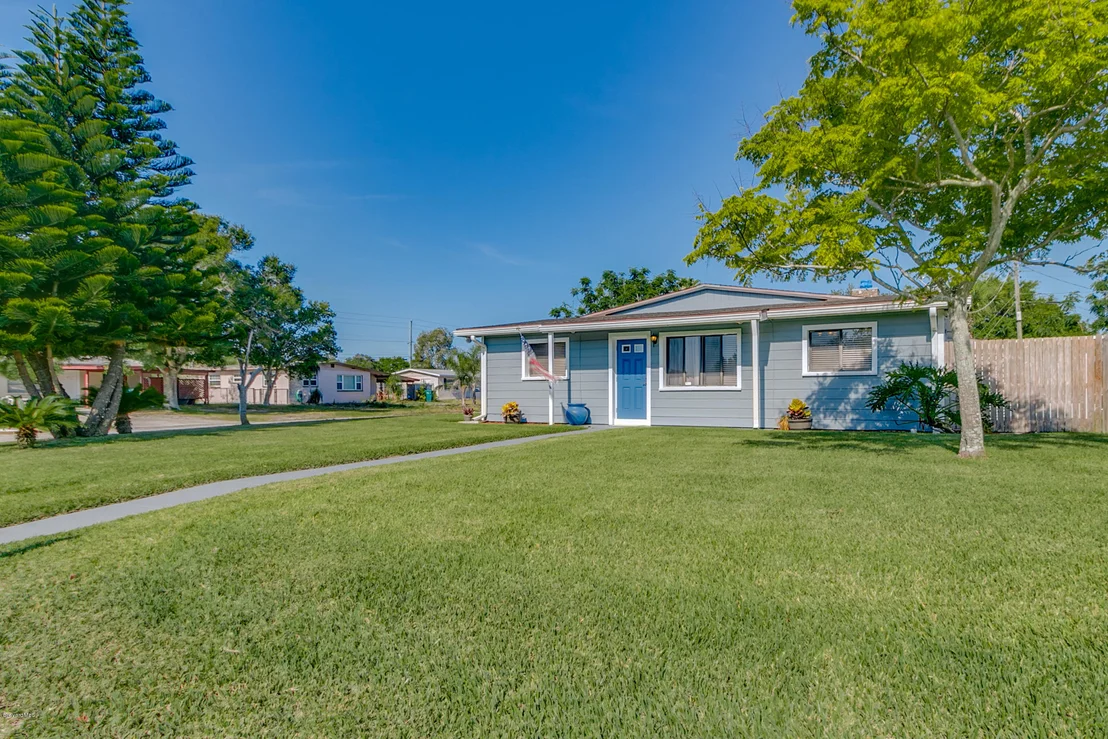 Photo of 1376 Lillian Lane