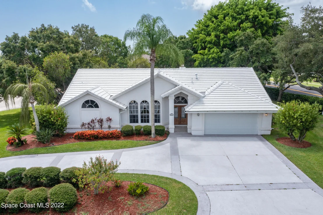 Photo of 751 Spring Lake Drive