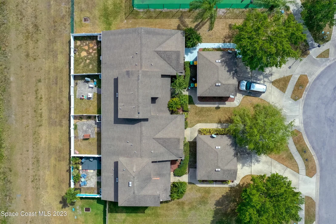 Photo of Unit 101 at 910 Luminary Circle