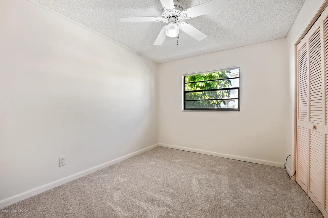 Photo of 447 Riverview Lane
