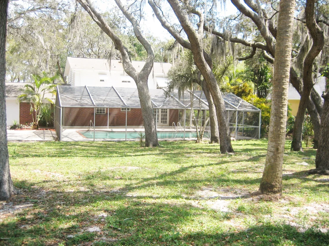 Photo of 3584 N Sylvan Lane
