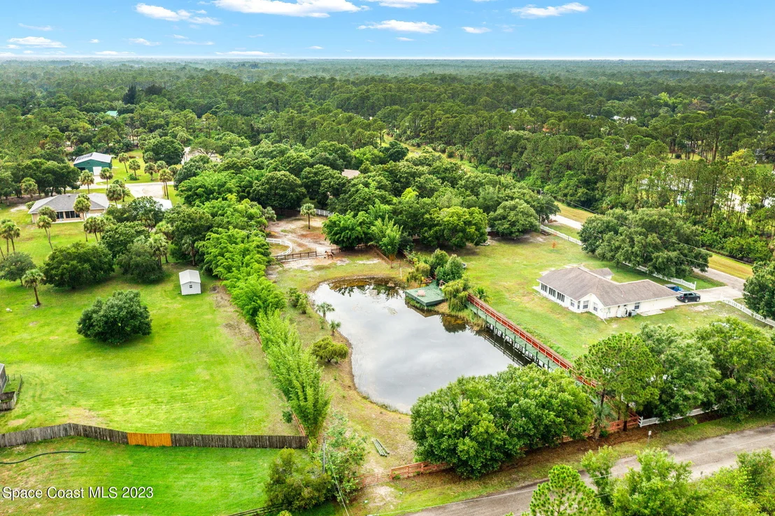 Photo of 2499 Hideaway Lane