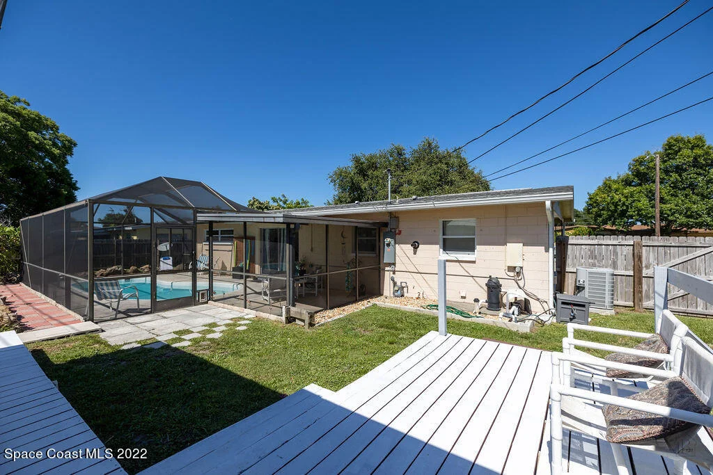 Photo of 1369 Estridge Drive